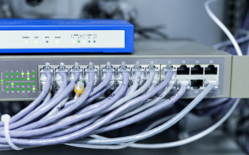 conmutador-red-cables (1)